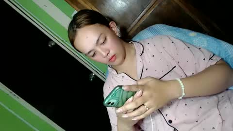 Snapshot of daisylira chatting on December 16, 2025, 1:10 am LILY christmas wish breast implant online show from December 16, 2025, 1:10 am