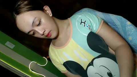 Snapshot of daisylira chatting on December 20, 2025, 2:07 am LILY christmas wish breast implant online show from December 20, 2025, 2:07 am