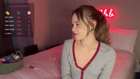 Snapshot of daisymystique chatting on January 6, 2026, 11:51 pm daisymystique online show from January 6, 2026, 11:51 pm