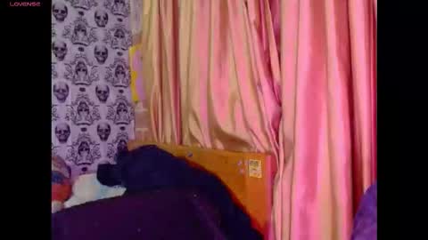    --  -- help me reach 100 hands up  online show from January 15, 2026, 2:05 am