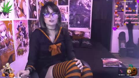 Snapshot of dakapsy420_ chatting on October 17, 2025, 10:34 pm Dakapsy online show from October 17, 2025, 10:34 pm