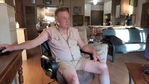 Snapshot of dakit2 chatting on February 11, 2026, 3:17 pm dakit online show from February 11, 2026, 3:17 pm