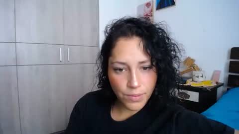 IG  dakotasofiaa online show from December 16, 2024, 7:00 pm