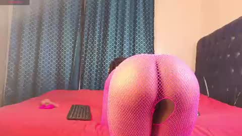 dakota_pariss online show from July 8, 2026, 8:35 pm