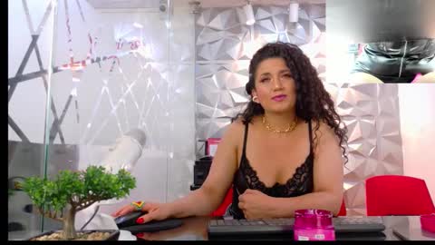 Snapshot of dakota_rainbow22 chatting on February 15, 2026, 9:33 pm DAKOTA online show from February 15, 2026, 9:33 pm