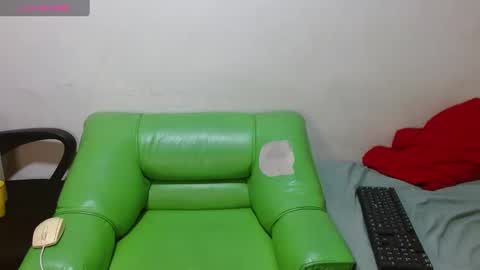 Snapshot of dakota_sweetx chatting on January 18, 2025, 10:39 pm Dakota And Bellamy online show from January 18, 2025, 10:39 pm