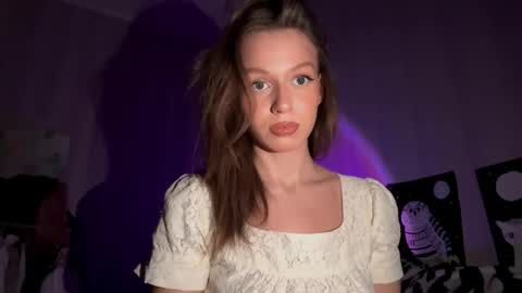 Snapshot of dakotabagaoisan chatting on October 30, 2025, 7:14 pm Carrie online show from October 30, 2025, 7:14 pm