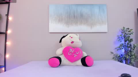 Snapshot of dakotadesire_10 chatting on February 9, 2026, 7:18 pm Sammy online show from February 9, 2026, 7:18 pm