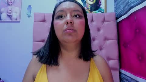 Snapshot of dakotaks chatting on November 27, 2025, 6:32 pm Mariana online show from November 27, 2025, 6:32 pm