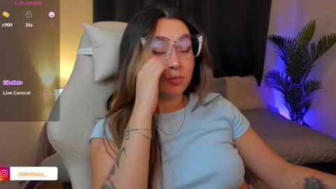 Snapshot of dakottaa__ chatting on February 3, 2026, 2:53 am dakottaa__ online show from February 3, 2026, 2:53 am