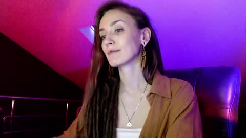 Dalia  online show from January 24, 2025, 1:14 pm