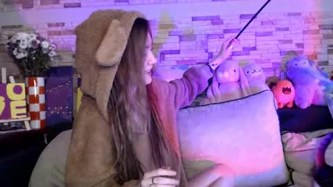 Dalia  online show from October 24, 2025, 9:06 am