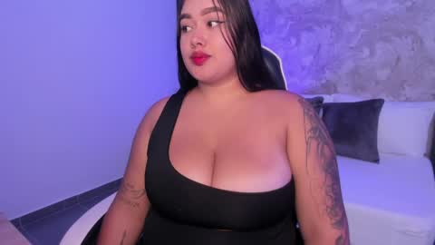 D A L I A  online show from April 13, 2026, 7:41 pm