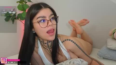 Dalia online show from November 28, 2025, 11:29 pm