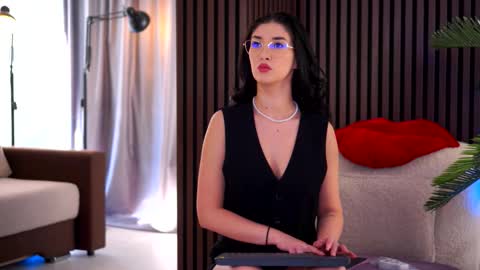 Dalia online show from November 24, 2025, 10:26 am