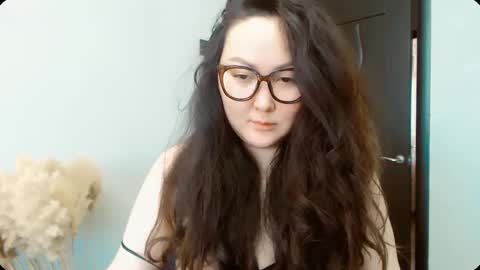 Snapshot of dalidayes chatting on January 17, 2026, 4:50 am Dali online show from January 17, 2026, 4:50 am