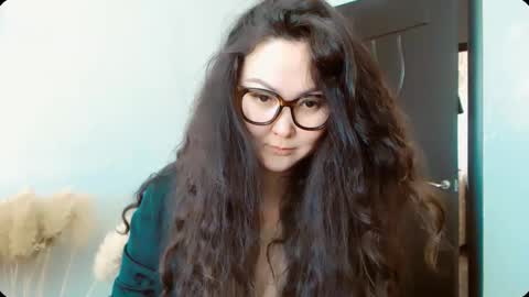 Snapshot of dalidayes chatting on February 14, 2026, 5:04 am Dali online show from February 14, 2026, 5:04 am