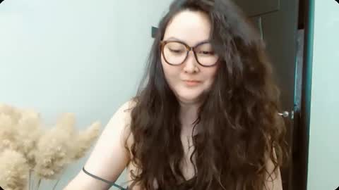 Snapshot of dalidayes chatting on February 18, 2026, 5:14 am Dali online show from February 18, 2026, 5:14 am