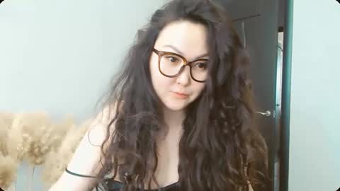 Snapshot of dalidayes chatting on February 23, 2026, 5:27 am Dali online show from February 23, 2026, 5:27 am