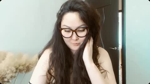 Snapshot of dalidayes chatting on February 28, 2026, 9:21 am Dali online show from February 28, 2026, 9:21 am