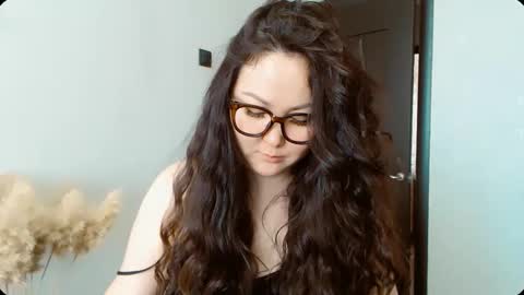 Snapshot of dalidayes chatting on March 7, 2026, 5:04 am Dali online show from March 7, 2026, 5:04 am