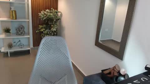 Snapshot of dalila_sky chatting on February 11, 2026, 6:35 pm Dalila online show from February 11, 2026, 6:35 pm