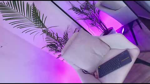 Snapshot of dalilathoms chatting on January 17, 2026, 8:56 pm dalilathoms online show from January 17, 2026, 8:56 pm