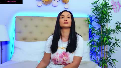 daliyaa_ online show from October 20, 2025, 11:54 am