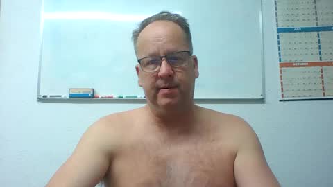 Snapshot of dallastxguy74 chatting on December 6, 2024, 2:46 am dallastxguy74 online show from December 6, 2024, 2:46 am