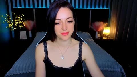 Snapshot of daloraslin chatting on May 12, 2026, 7:00 pm daloraslin online show from May 12, 2026, 7:00 pm