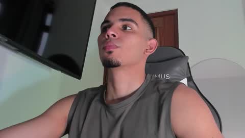 Snapshot of dalton111_ chatting on November 4, 2025, 12:04 pm Dalton online show from November 4, 2025, 12:04 pm