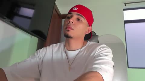 Snapshot of dalton111_ chatting on November 8, 2025, 11:32 am Dalton online show from November 8, 2025, 11:32 am