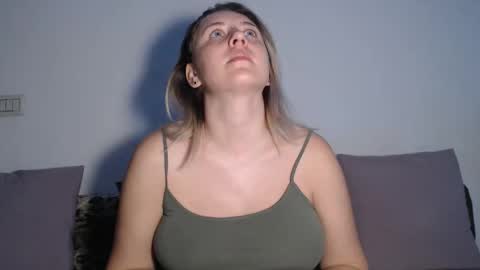 Maria online show from November 14, 2025, 10:18 pm