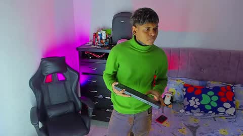 damar_felipe online show from March 29, 2026, 10:43 pm