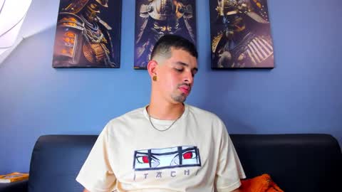 Snapshot of damian__oliver chatting on March 16, 2026, 1:44 am Damian Oliver online show from March 16, 2026, 1:44 am