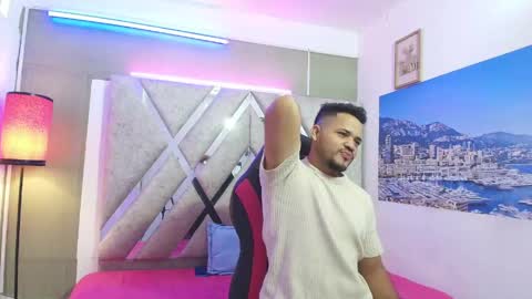 DAMIAN LUX online show from May 30, 2026, 4:04 pm