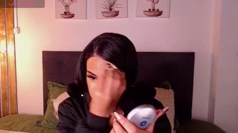 Snapshot of damian_n_lissa chatting on January 6, 2026, 1:53 am damian_n_lissa online show from January 6, 2026, 1:53 am