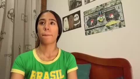 Snapshot of damian_n_lissa chatting on February 7, 2026, 1:53 am damian_n_lissa online show from February 7, 2026, 1:53 am