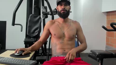 Snapshot of damian_shakur chatting on January 6, 2026, 12:09 pm damian_shakur online show from January 6, 2026, 12:09 pm