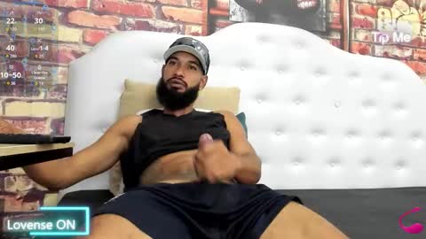 Snapshot of damian_shakur chatting on March 9, 2026, 12:53 pm damian_shakur online show from March 9, 2026, 12:53 pm