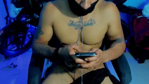 Snapshot of damian_torner chatting on October 13, 2025, 11:54 am Damian torner online show from October 13, 2025, 11:54 am