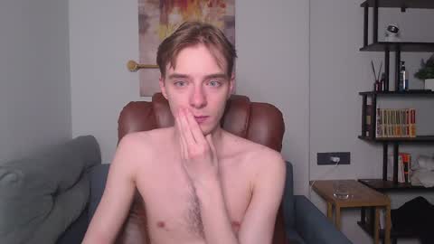 Snapshot of damiano_skinny chatting on February 4, 2025, 3:33 am my show from 300-1000 UTC online show from February 4, 2025, 3:33 am