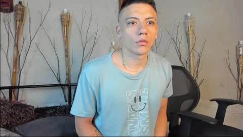 Damian Phill online show from December 31, 2024, 3:53 pm