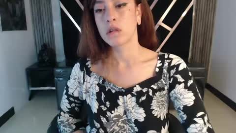 Snapshot of damiaoshun_ch chatting on May 7, 2026, 7:41 pm Damia online show from May 7, 2026, 7:41 pm
