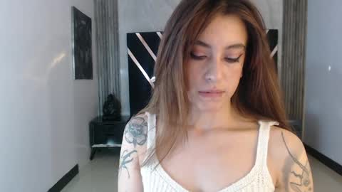 Snapshot of damiaoshun_ch chatting on May 14, 2026, 8:04 pm Damia online show from May 14, 2026, 8:04 pm