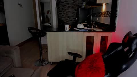 INSTAGRAM  DAMMIANMILLEROFICIAL online show from January 14, 2026, 10:47 pm