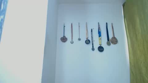 dammuscle online show from October 15, 2025, 3:45 pm