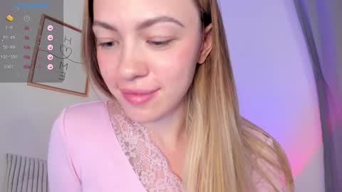 Snapshot of damn_cutie chatting on February 15, 2026, 7:54 pm Tiana online show from February 15, 2026, 7:54 pm