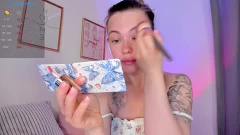 Snapshot of damn_cutie chatting on March 18, 2026, 1:47 pm Tiana online show from March 18, 2026, 1:47 pm