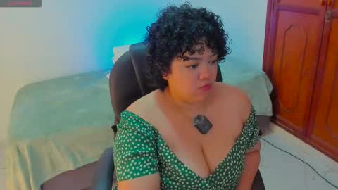 Snapshot of damn_fantasy chatting on February 1, 2026, 4:27 pm Kary-- independent model Schedule 0530am-1000am colombian time online show from February 1, 2026, 4:27 pm